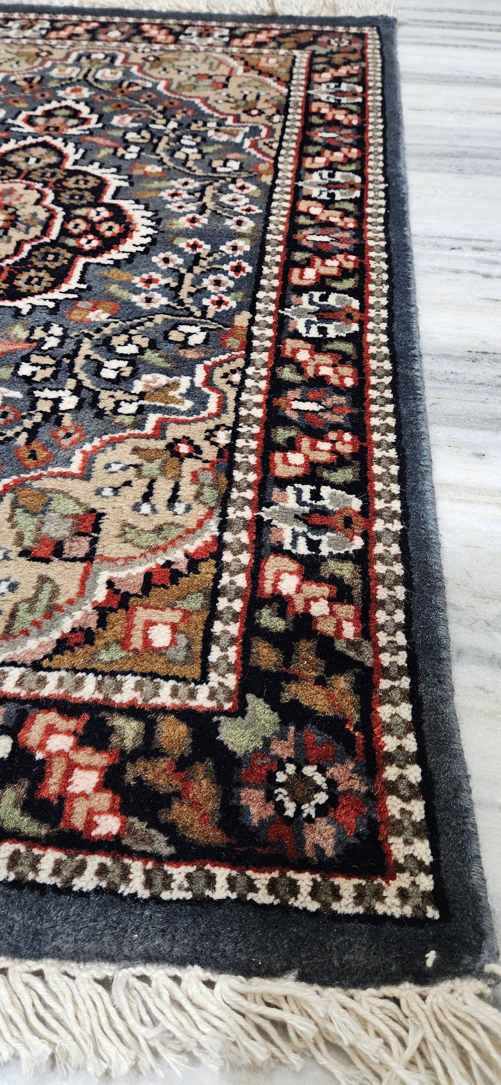 Handmade Wool Persian Accent Rug 2x3 ft – Gray , Ivory & Rust Traditional Oriental Mini Rug for Entryway, Wall Hanging & Home Décor