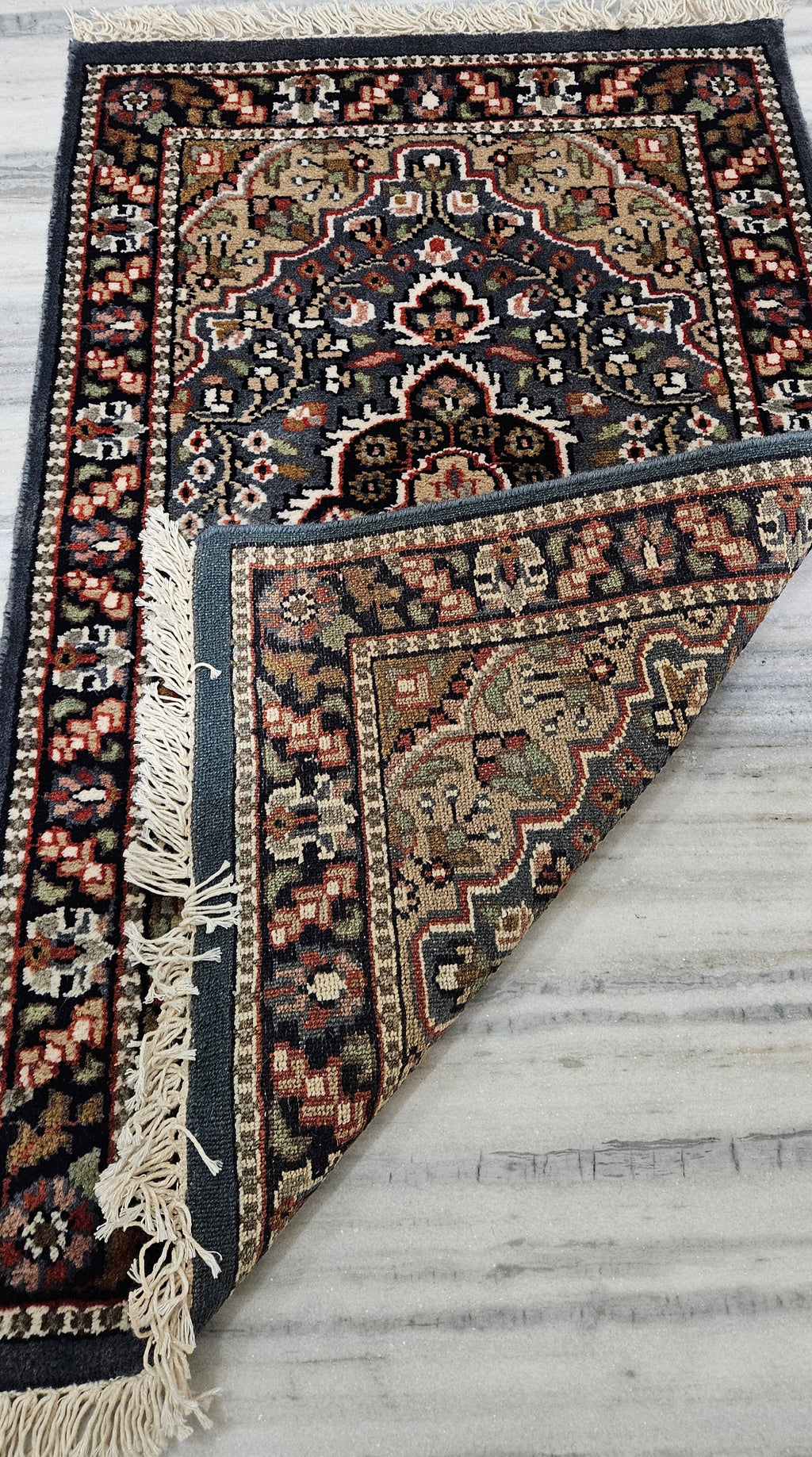 Handmade Wool Persian Accent Rug 2x3 ft – Gray , Ivory & Rust Traditional Oriental Mini Rug for Entryway, Wall Hanging & Home Décor