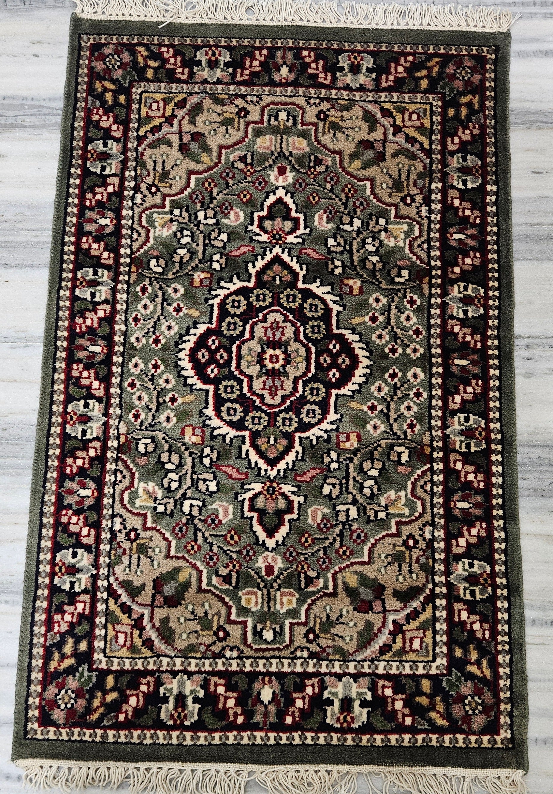 Handmade Wool Persian Accent Rug 2x3 ft – Gray , Ivory & Rust Traditional Oriental Mini Rug for Entryway, Wall Hanging & Home Décor