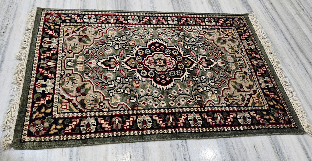 Handmade Wool Persian Accent Rug 2x3 ft – Gray , Ivory & Rust Traditional Oriental Mini Rug for Entryway, Wall Hanging & Home Décor