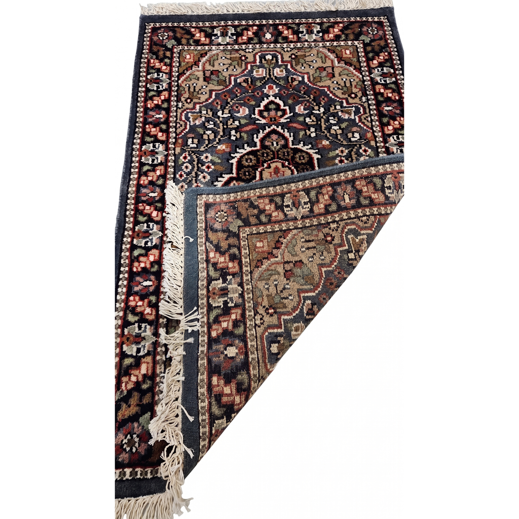 The Heritage Accent: 2x3 ft. Hand-Knotted Persian Rug