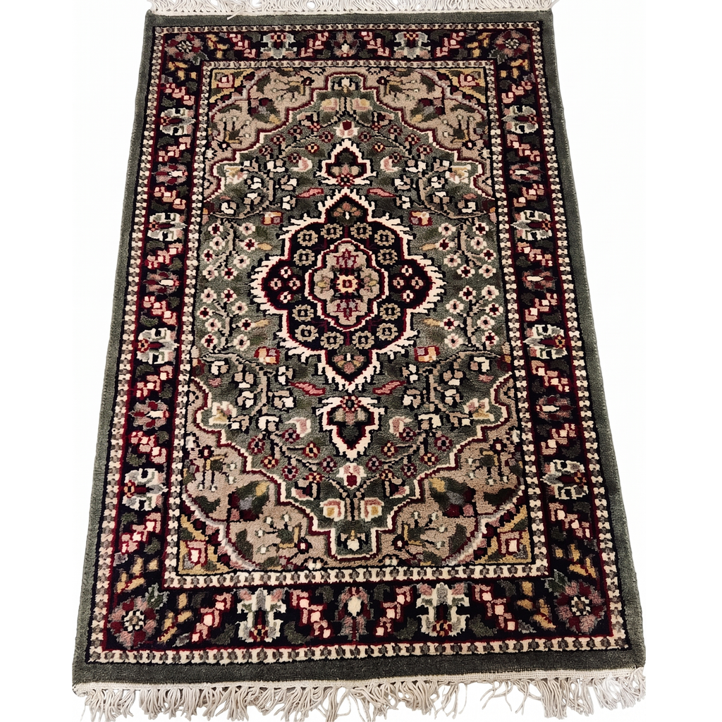 The Heritage Accent: 2x3 ft. Hand-Knotted Persian Rug