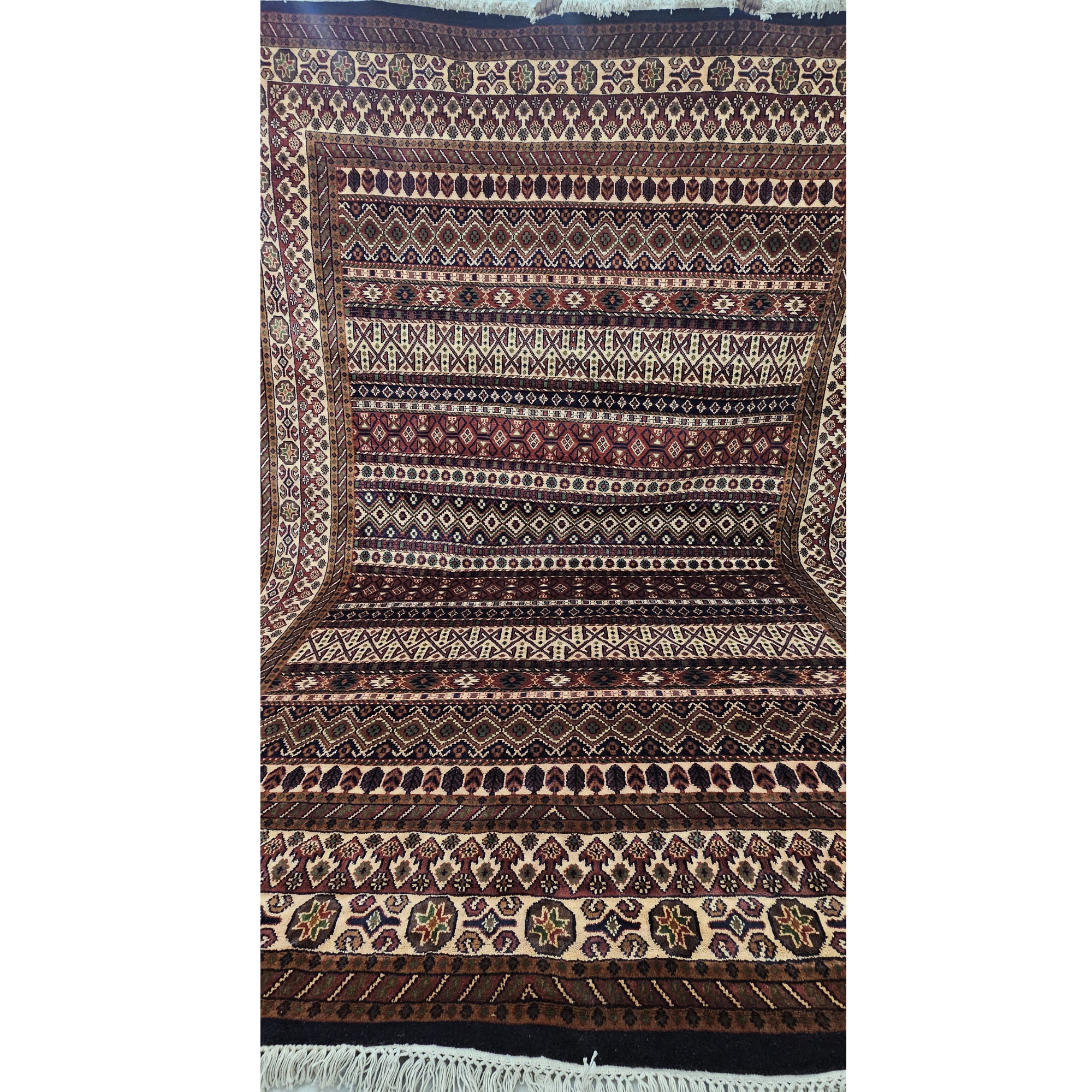 The Nomad’s Earth: 8x10 Hand-Knotted Heritage Wool Rug